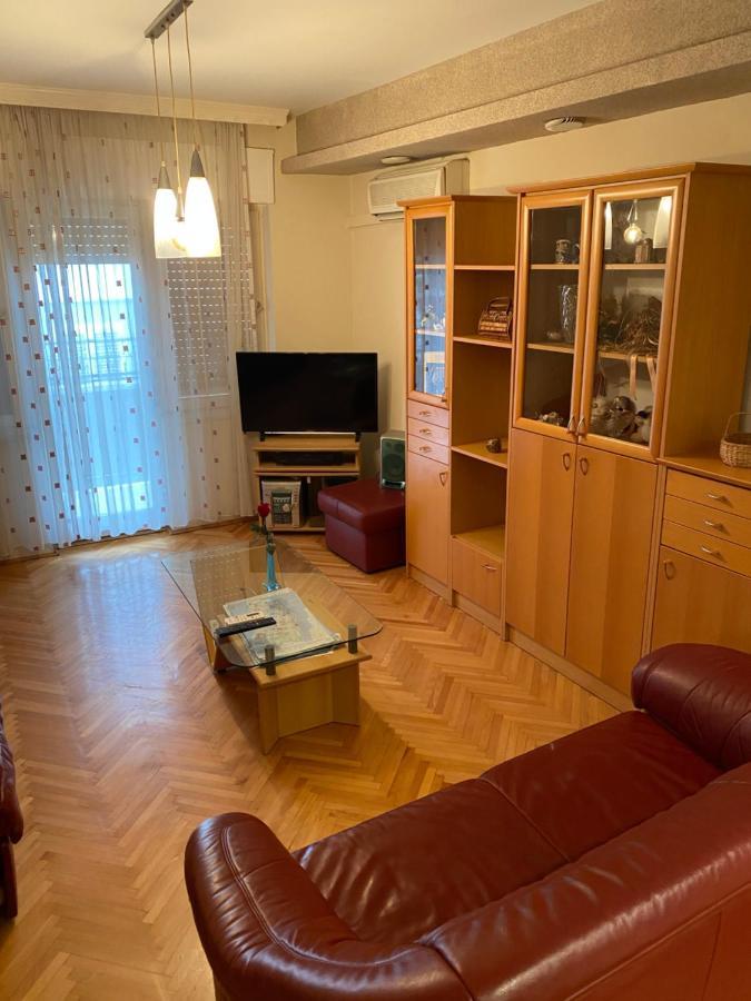Апартаменти Apartman Luka + Free Parking Задар Екстер'єр фото
