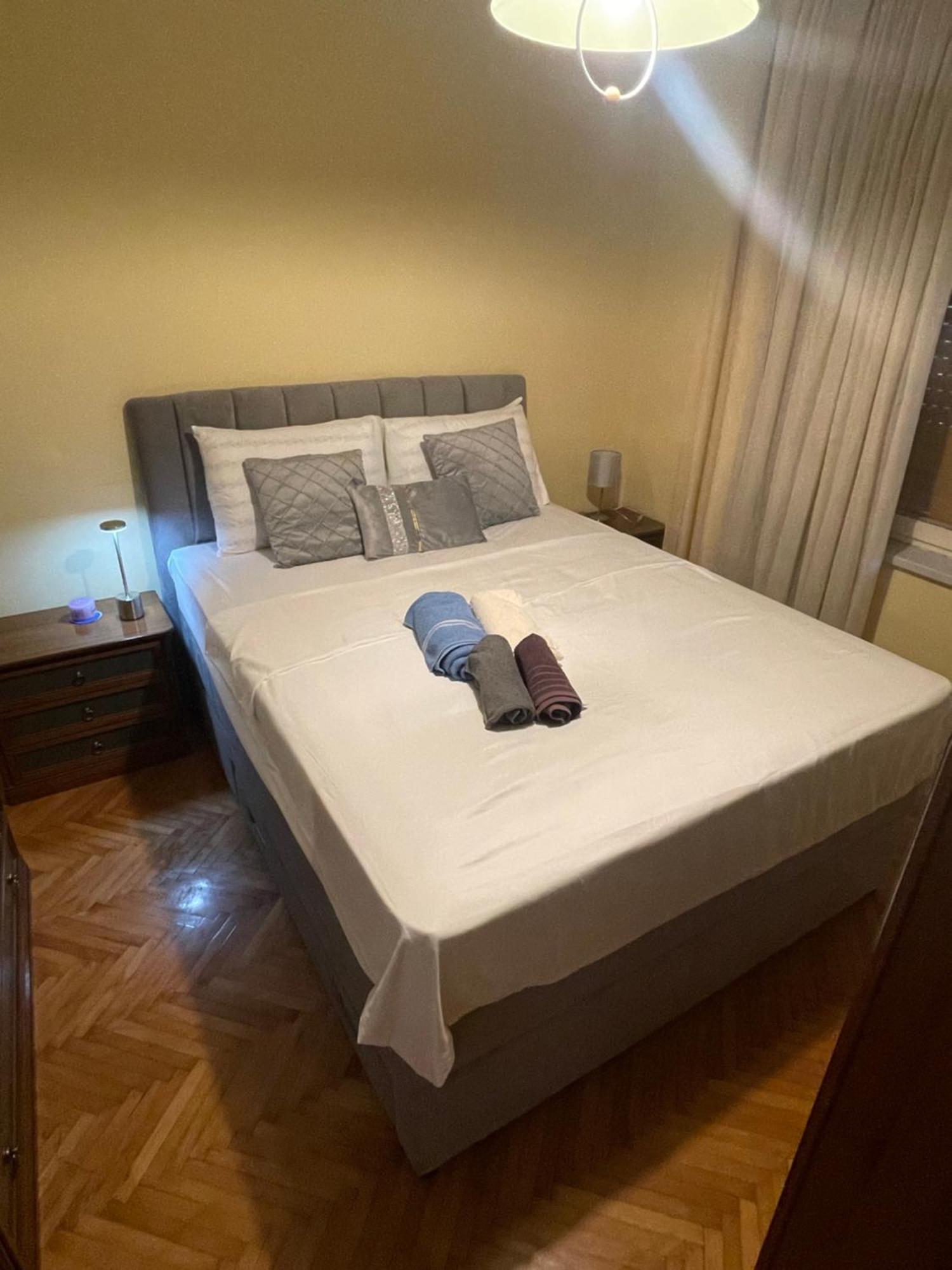 Апартаменти Apartman Luka + Free Parking Задар Екстер'єр фото