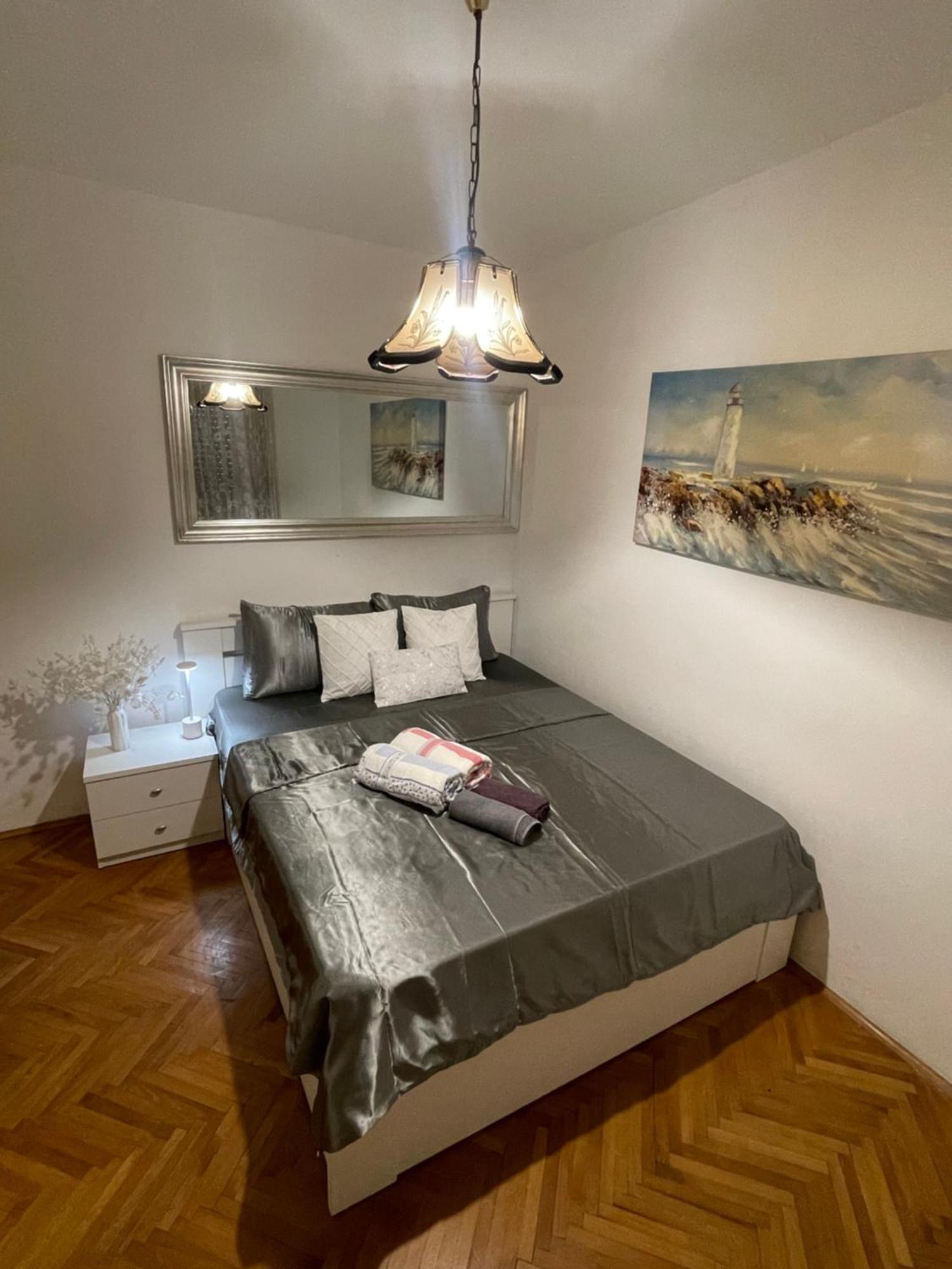 Апартаменти Apartman Luka + Free Parking Задар Екстер'єр фото